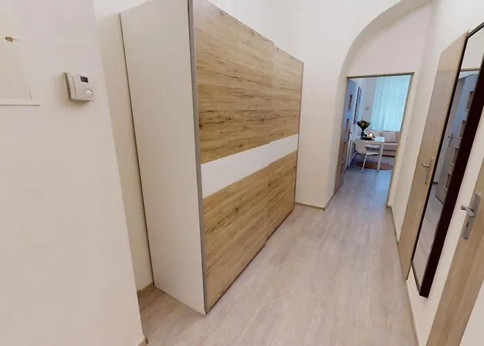 아파트 Viaducto De Karlin - Aparment *